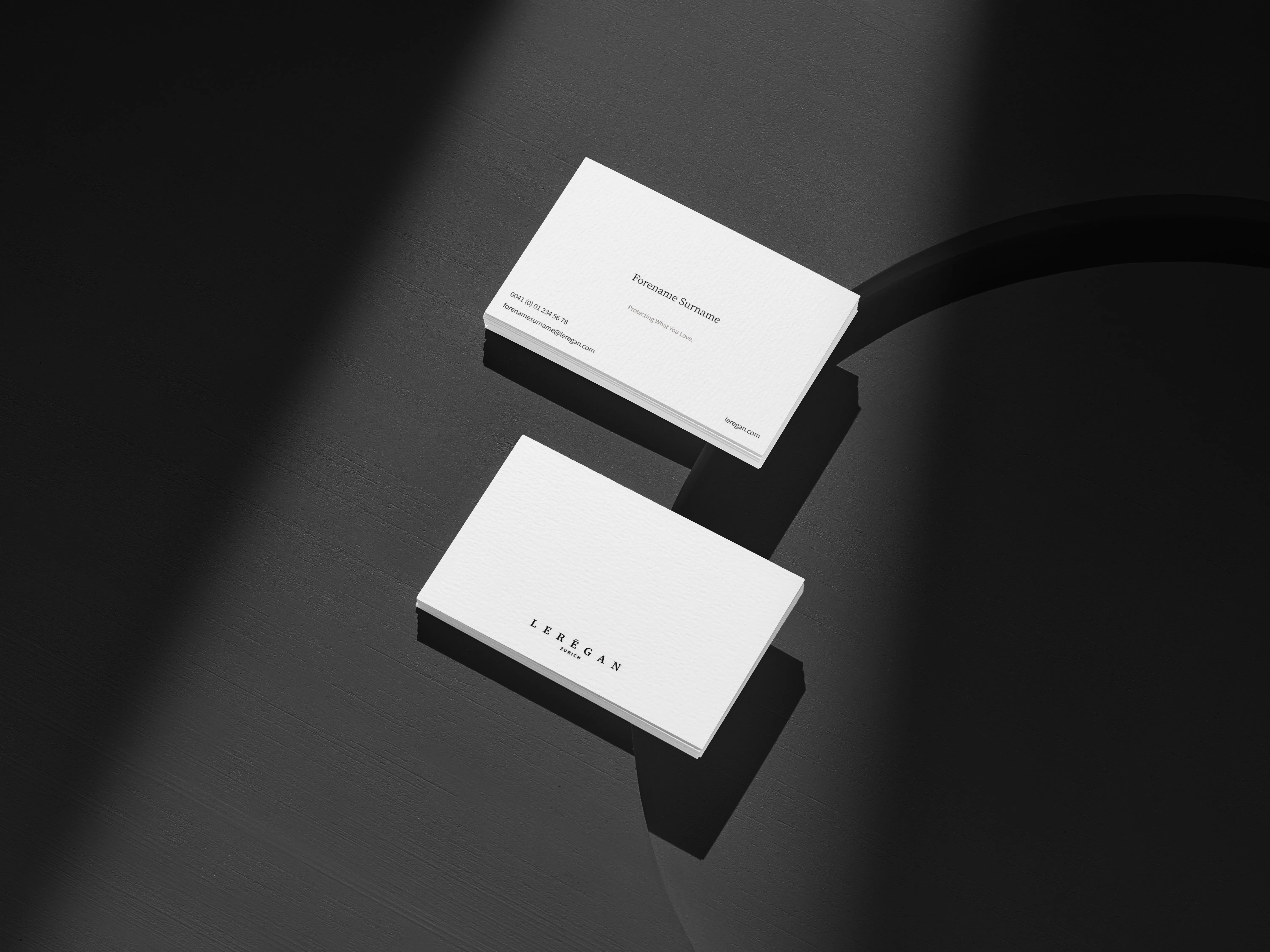 Cartes de visites blanches élégantes
